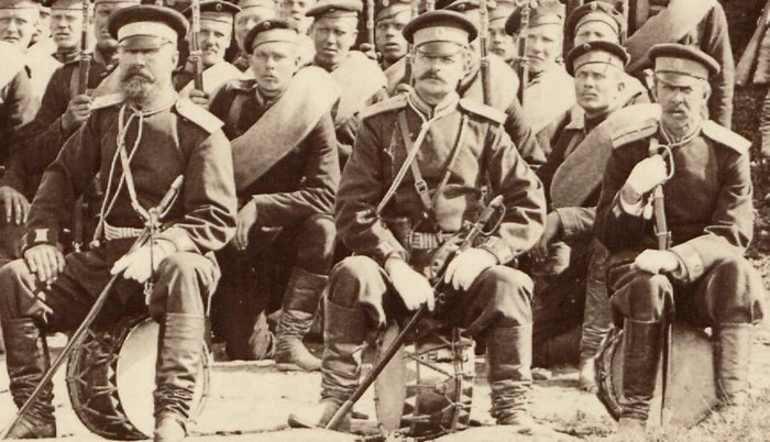 Онежский 90-й пехотный полк в лагере под Екатериненталем у г. Ревеля, 1893 г.